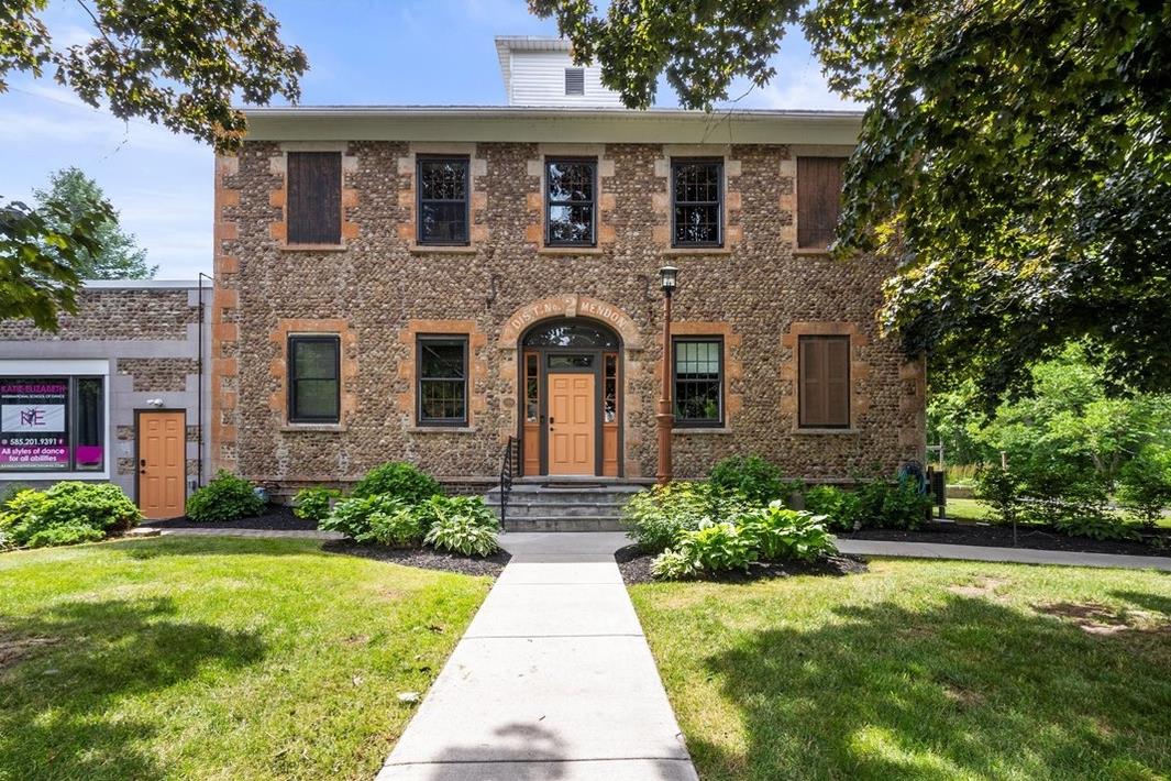 Listing photo